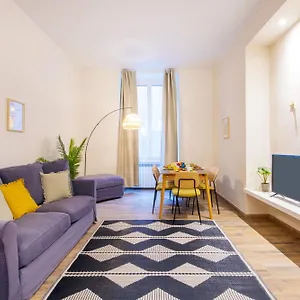 https://sweet-inn-moscova.it-lombardy.com